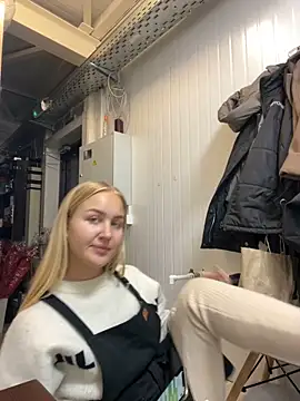 CandyVice online show from 09/19/25, 05:57