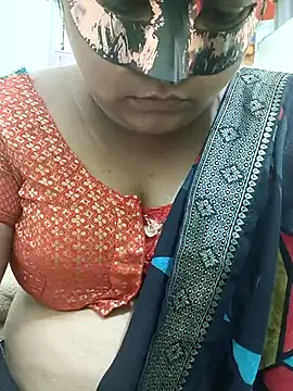 dhanshri143 online show from 09/17/25, 07:21