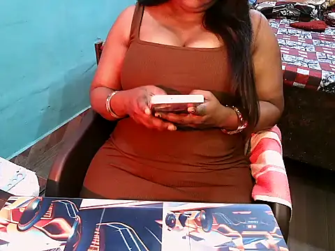 PREETI BABY online show from 04/17/26, 09:34