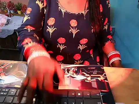 PREETI BABY online show from 06/28/26, 05:13