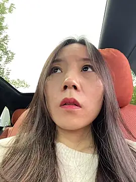 xinmeng-000 online show from 10/18/25, 04:37