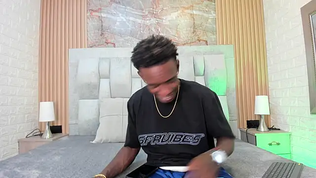 Snapshot of pipedark_ chatting on 09/19/25, 03:19 pipedark online show from 09/19/25, 03:19