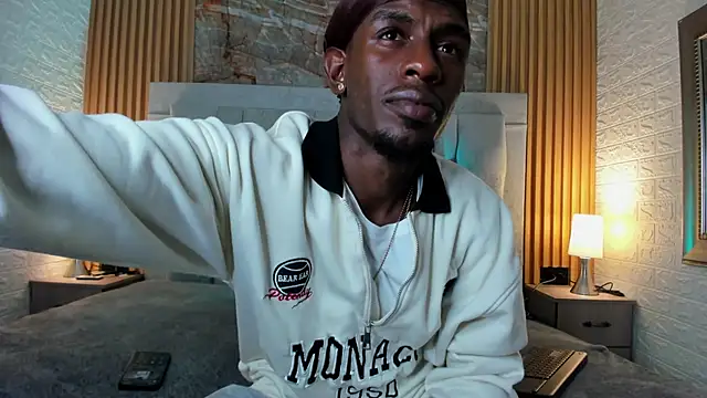 Snapshot of pipedark_ chatting on 10/01/25, 03:23 pipedark online show from 10/01/25, 03:23