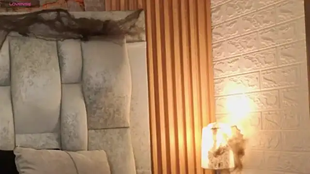 Snapshot of pipedark_ chatting on 10/25/25, 03:14 pipedark online show from 10/25/25, 03:14