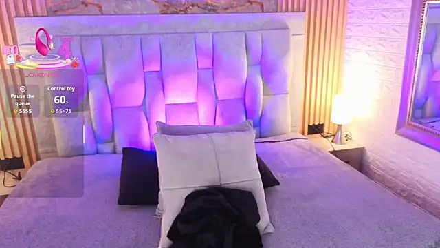 Snapshot of pipedark_ chatting on 11/07/25, 03:06 pipedark online show from 11/07/25, 03:06