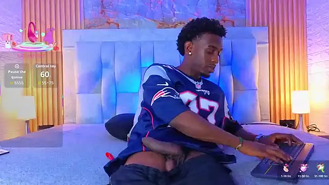 Snapshot of pipedark_ chatting on 11/13/25, 03:05 pipedark online show from 11/13/25, 03:05