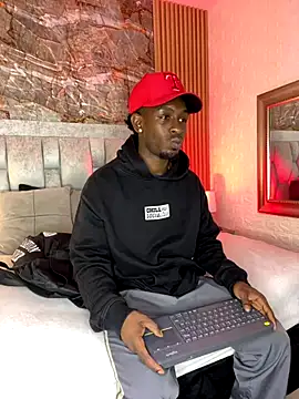 Snapshot of pipedark_ chatting on 12/16/25, 03:44 pipedark online show from 12/16/25, 03:44