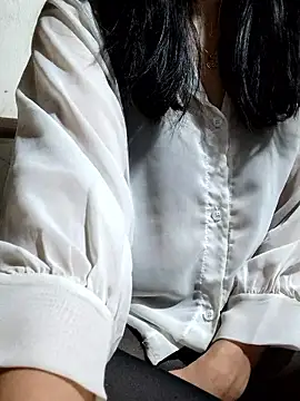 Maria2299 online show from 02/19/26, 10:39