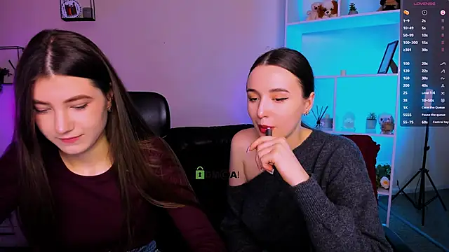 lissa night online show from 11/14/25, 12:37