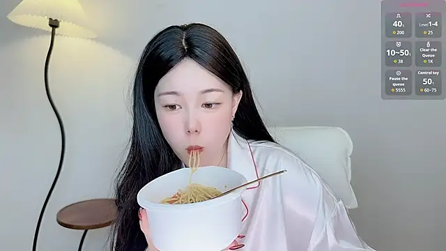 Bella Ava online show from 02/19/26, 12:23