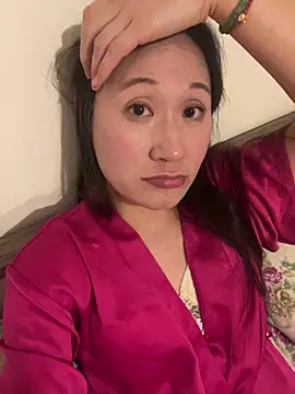 evachinoise online show from 04/20/26, 08:10