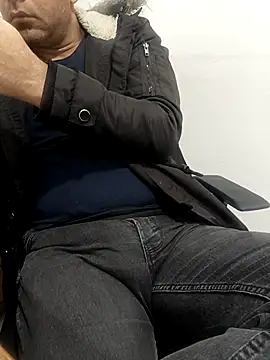 Snapshot of Yaman_33 chatting on 02/09/26, 06:50 Yaman 33 online show from 02/09/26, 06:50