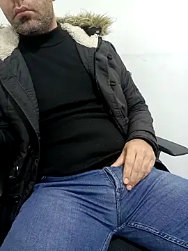 Snapshot of Yaman_33 chatting on 02/28/26, 06:03 Yaman 33 online show from 02/28/26, 06:03