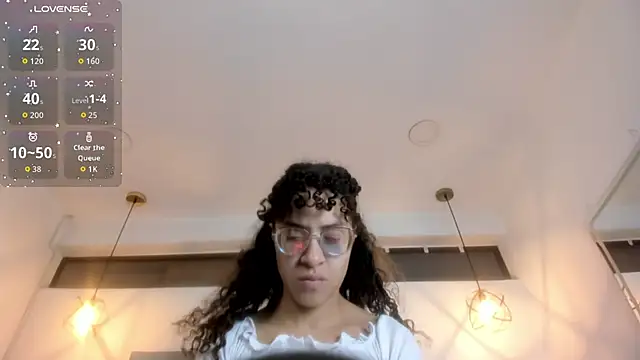 Snapshot of Hanna_Cornee_ chatting on 02/10/26, 12:20 Hanna Cornee online show from 02/10/26, 12:20