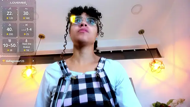 Snapshot of Hanna_Cornee_ chatting on 02/14/26, 01:08 Hanna Cornee online show from 02/14/26, 01:08