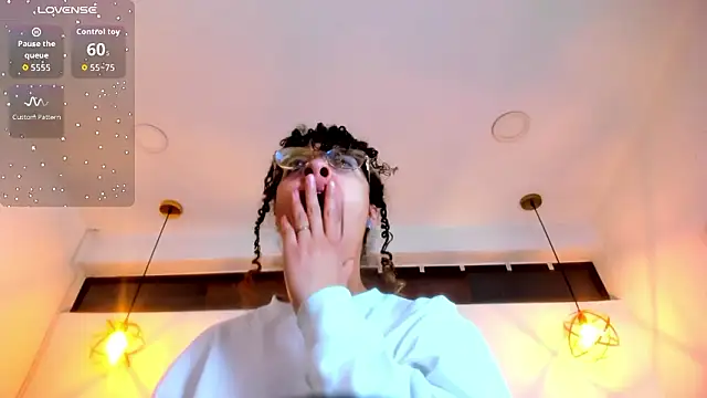 Snapshot of Hanna_Cornee_ chatting on 02/24/26, 12:03 Hanna Cornee online show from 02/24/26, 12:03