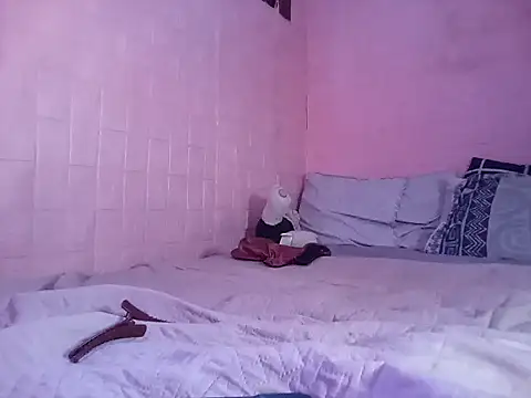 Kellye hotTs online show from 11/26/25, 08:43