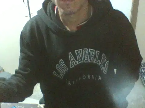 Snapshot of Lunaty00 chatting on 02/05/26, 10:31 Lunaty00 online show from 02/05/26, 10:31