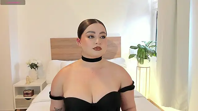 Lea Joness online show from 07/31/26, 08:52