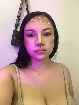 cloe weiss online show from 10/27/25, 02:10