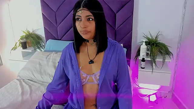 Kaylachannell online show from 03/25/26, 03:45