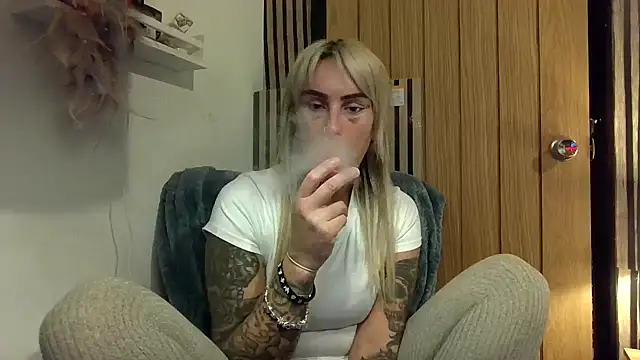 poppyinga1 online show from 02/27/26, 07:25