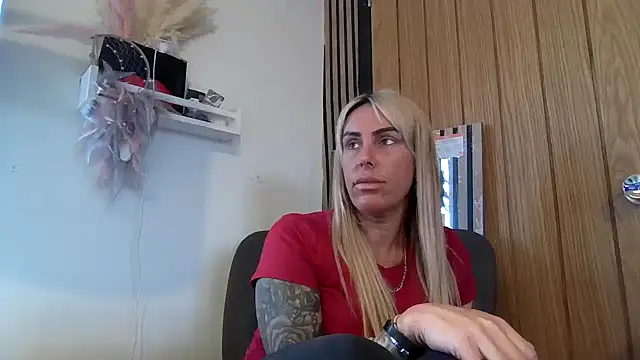 poppyinga1 online show from 03/11/26, 09:04