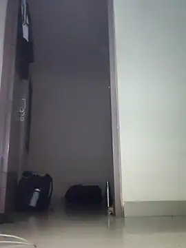 nishaa baby online show from 10/01/25, 08:04