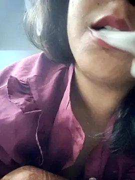 nishaa baby online show from 10/12/25, 01:10