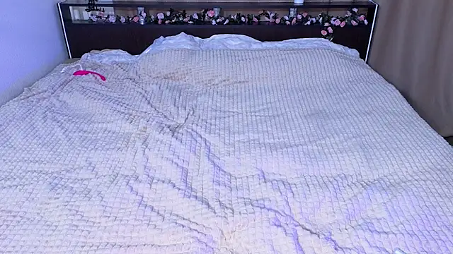 Candy Flosse online show from 11/11/25, 09:31