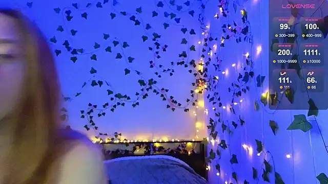 Candy Flosse online show from 03/25/26, 04:07