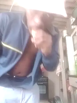 Snapshot of KingBonga chatting on 09/15/25, 07:52 KingBonga online show from 09/15/25, 07:52