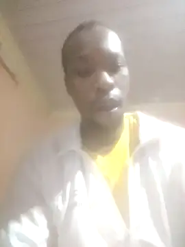 Snapshot of KingBonga chatting on 09/25/25, 01:42 KingBonga online show from 09/25/25, 01:42