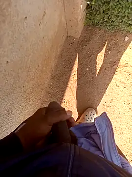 Snapshot of KingBonga chatting on 10/05/25, 06:12 KingBonga online show from 10/05/25, 06:12