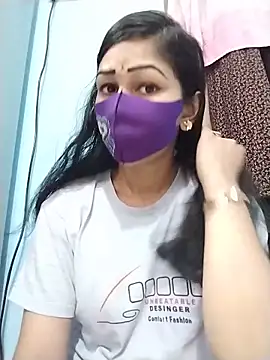 Snapshot of Prionti- chatting on 05/19/26, 12:49 Prionti- online show from 05/19/26, 12:49