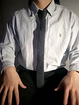 111owo111 online show from 10/31/25, 01:12