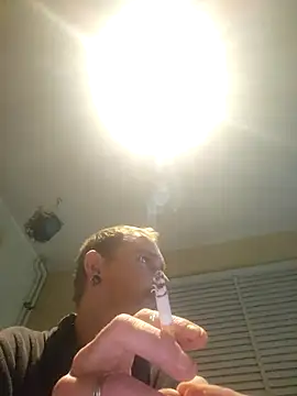 Snapshot of piercingpik chatting on 02/26/26, 08:52 piercingpik online show from 02/26/26, 08:52