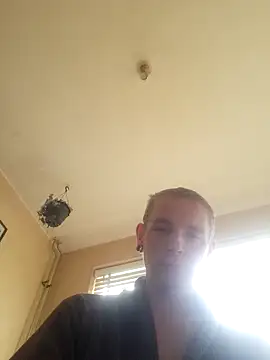 Snapshot of piercingpik chatting on 02/28/26, 01:01 piercingpik online show from 02/28/26, 01:01