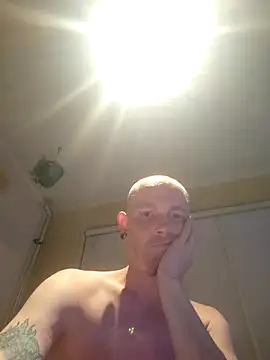 piercingpik online show from 05/30/26, 09:01