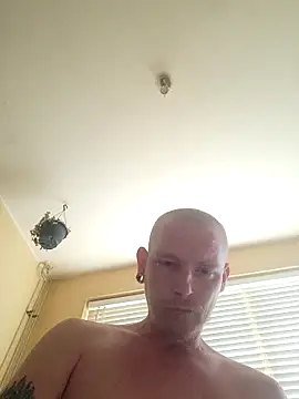piercingpik online show from 06/02/26, 01:35