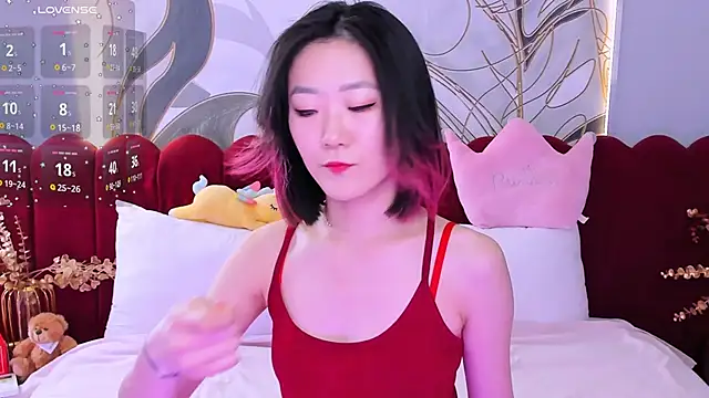 AikoYamada online show from 09/13/25, 06:57