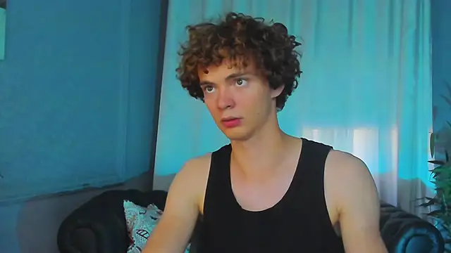 Snapshot of Tommy_Jamm chatting on 09/11/25, 10:15 Tommy Jamm online show from 09/11/25, 10:15