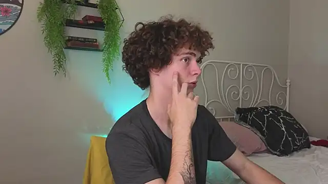 Snapshot of Tommy_Jamm chatting on 09/25/25, 03:49 Tommy Jamm online show from 09/25/25, 03:49