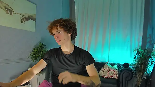 Snapshot of Tommy_Jamm chatting on 09/30/25, 03:06 Tommy Jamm online show from 09/30/25, 03:06