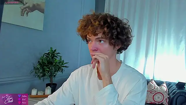 Snapshot of Tommy_Jamm chatting on 10/02/25, 10:00 Tommy Jamm online show from 10/02/25, 10:00