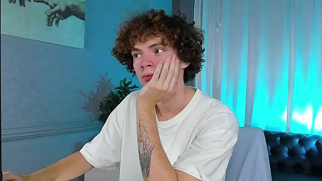 Snapshot of Tommy_Jamm chatting on 10/13/25, 01:55 Tommy Jamm online show from 10/13/25, 01:55