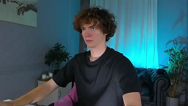 Snapshot of Tommy_Jamm chatting on 10/17/25, 03:14 Tommy Jamm online show from 10/17/25, 03:14