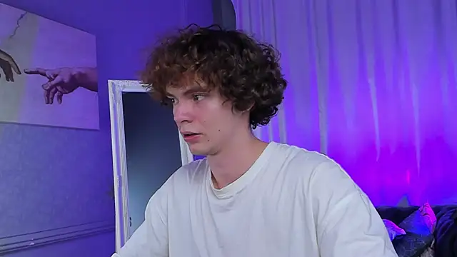 Snapshot of Tommy_Jamm chatting on 10/24/25, 03:08 Tommy Jamm online show from 10/24/25, 03:08