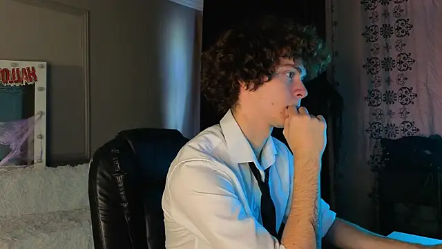 Snapshot of Tommy_Jamm chatting on 11/04/25, 09:30 Tommy Jamm online show from 11/04/25, 09:30