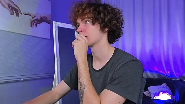 Snapshot of Tommy_Jamm chatting on 11/06/25, 03:13 Tommy Jamm online show from 11/06/25, 03:13